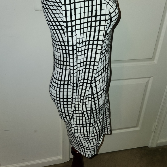 FOREVER 21 DRESS ! - Picture 2 of 5